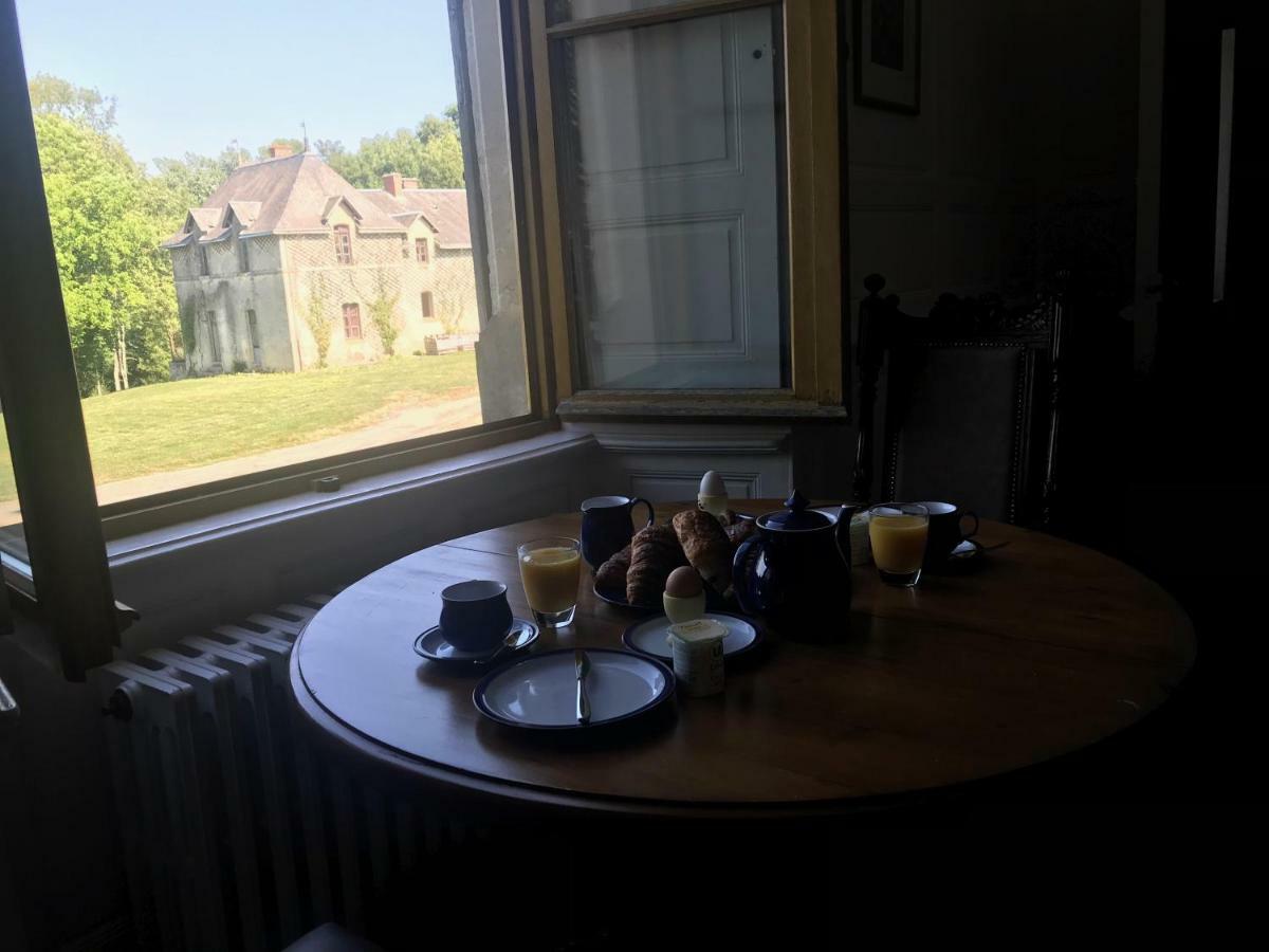 Chateau Pont Jarno B&B Champdeniers Екстериор снимка